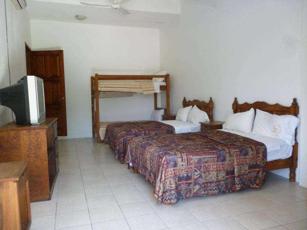 Punta Paraiso Resort Puerto Escondido  Rum bild